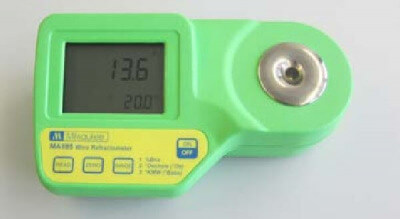 STEPS 25020 - Digitalni refraktometer